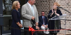 Hospice of Savannah Celebrates Ribbon Cutting for Demere Center for Living