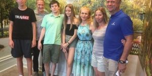 Family from Greece Visits Savannah VIC
