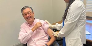 Chamber Partners with Lo-Cost Pharmacy for On-Site Flu Vaccination Clinic